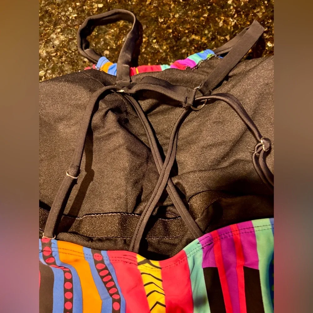 ⛱️VitoRicci Strappy Tankini Multicolor Geometric Print Long Length Side Vents⛱️